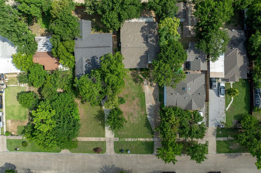 2835 Gladstone Drive
