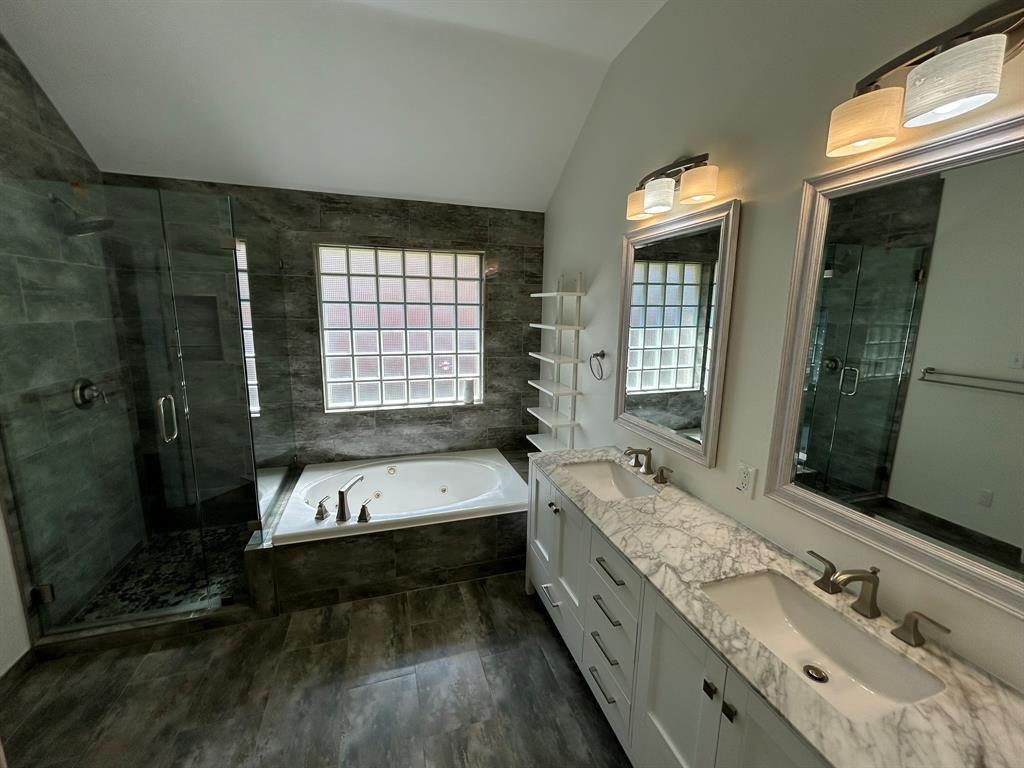 Dallas, Texas 75252, United States, 3 Bedrooms Bedrooms, ,2 BathroomsBathrooms,Residential,Active,193248