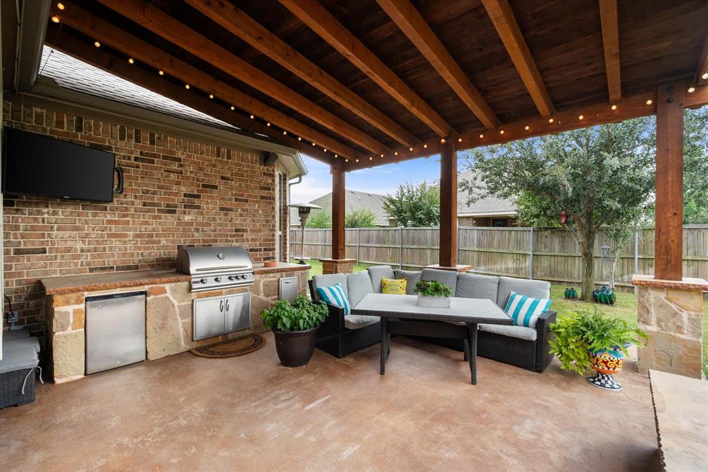 4512 Sunflower Drive