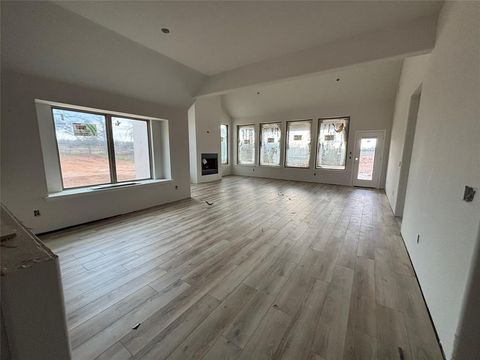 Tiny photo for 1300 County Road 4764, Boyd, TX 76023 (MLS # 21198000)