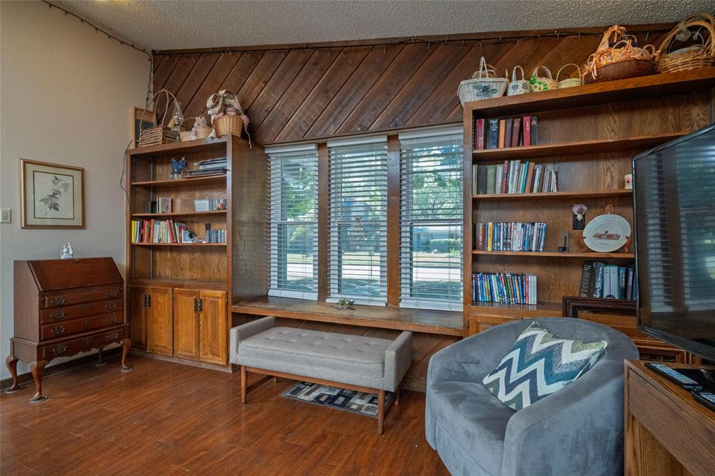 North Meadowbrook Estates - Residential