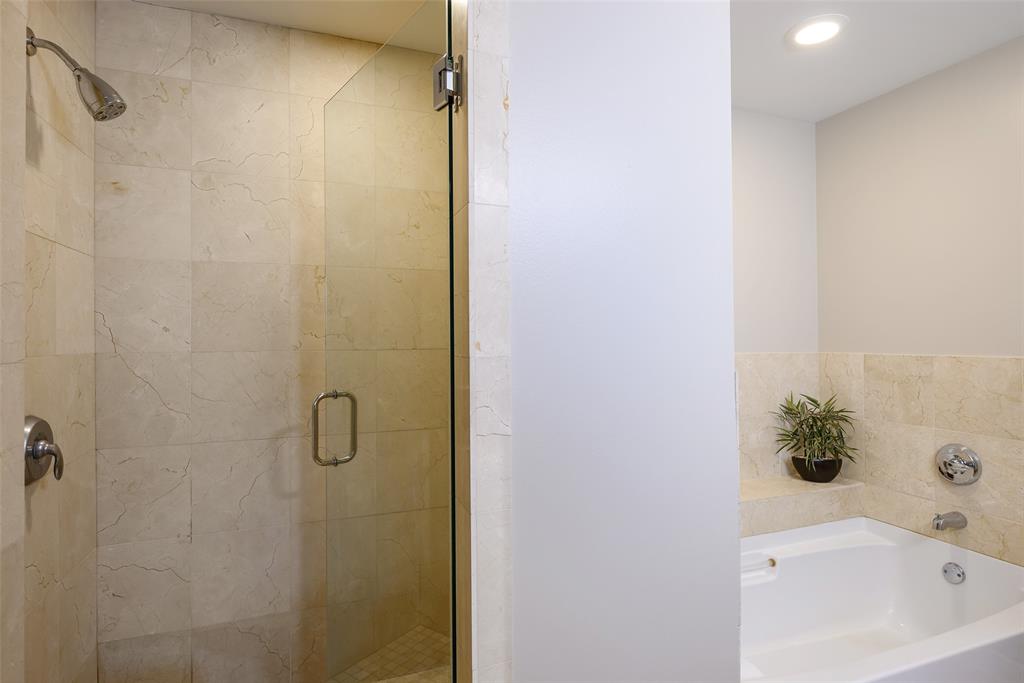 Metropolitan 1200 Main Street - Residential