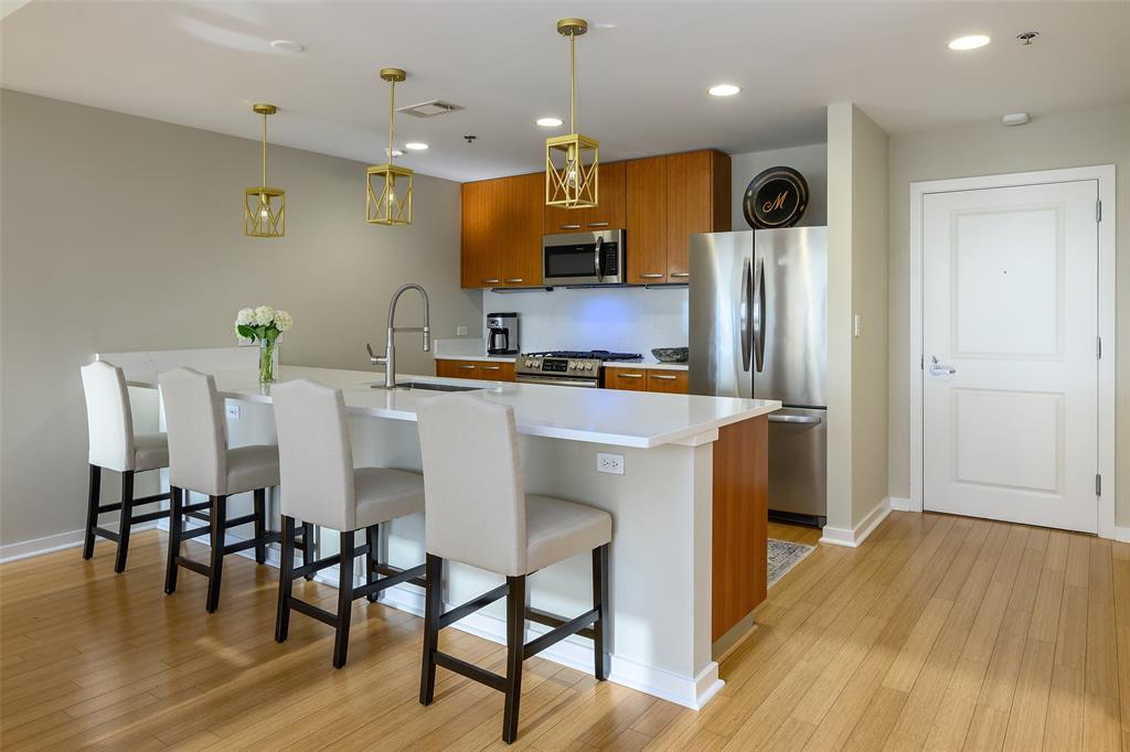 Metropolitan 1200 Main Street - Residential