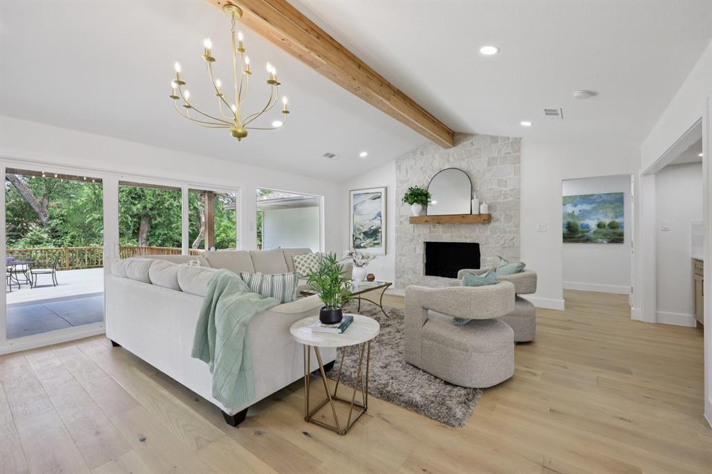 6026 Meadowcreek Drive