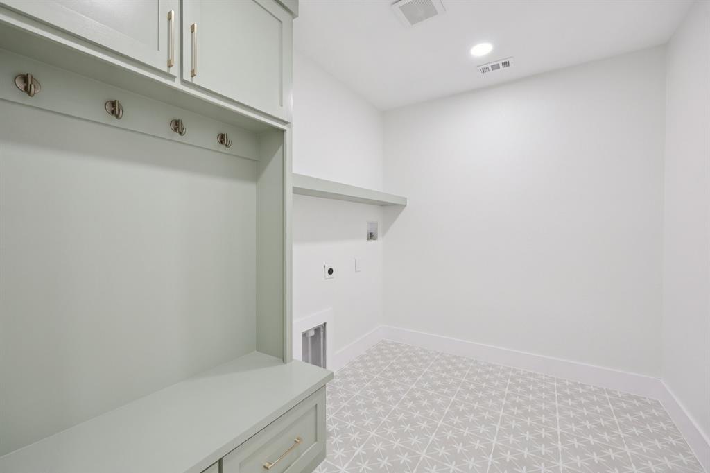 Prestonwood Estates - Residential