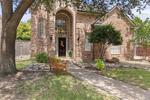 1012 Creek Crossing Coppell TX 75019