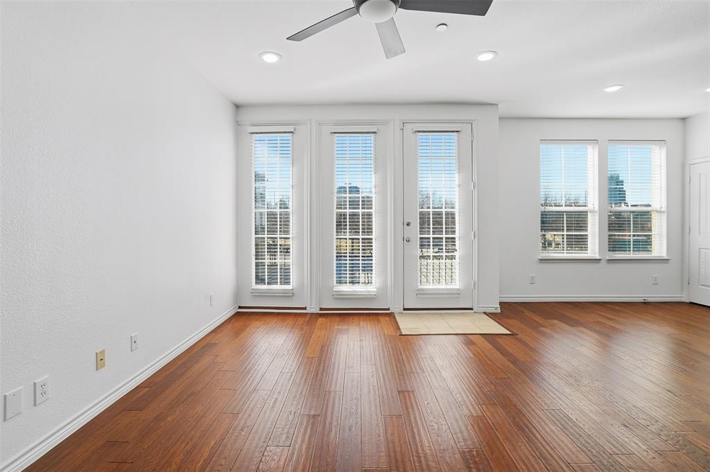 950 Henderson Street 1214