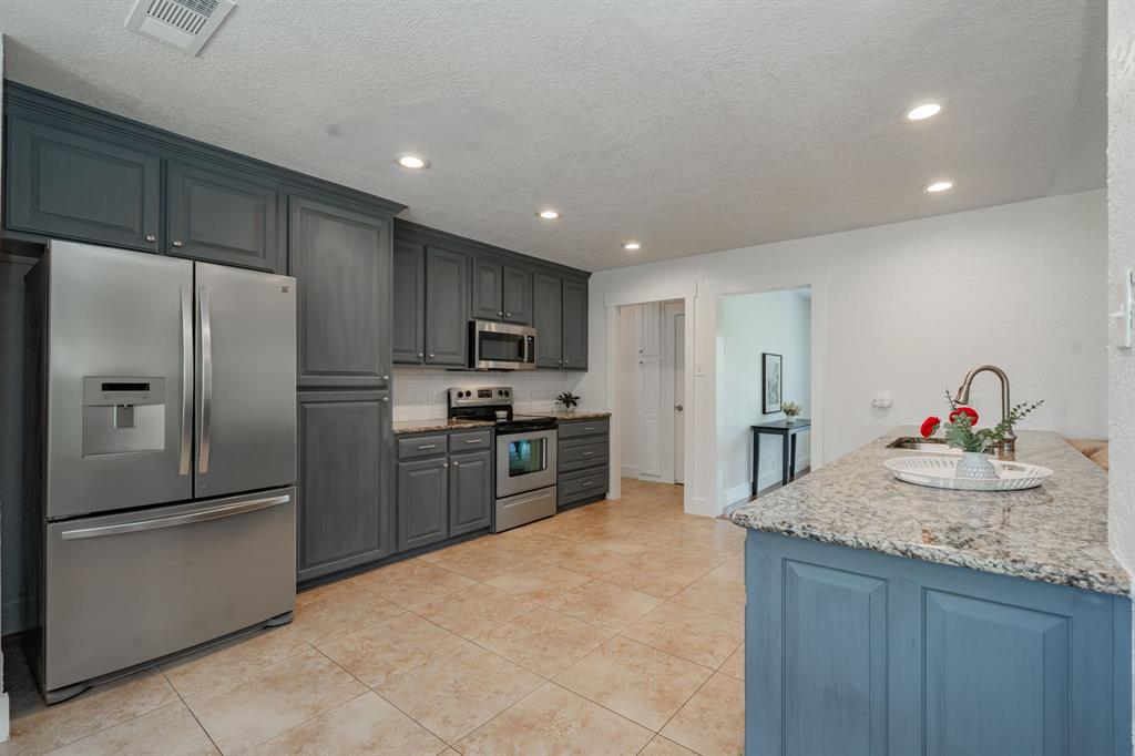 SAMORA BERNADINO - Residential