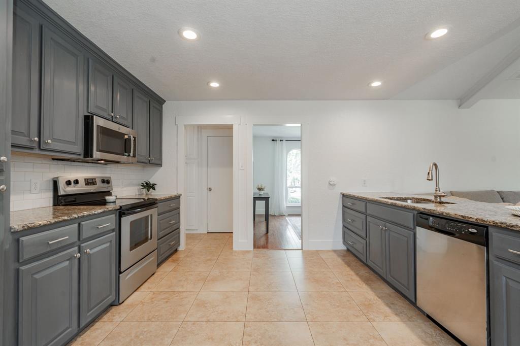 SAMORA BERNADINO - Residential