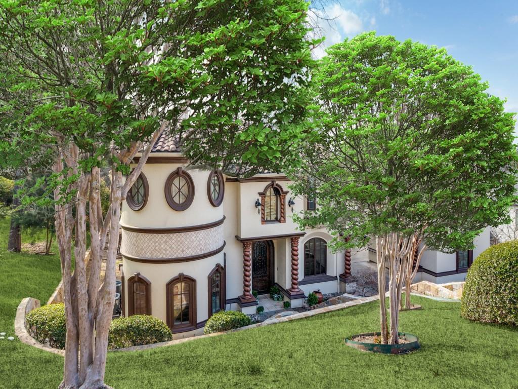 1608 Rivercrest Court