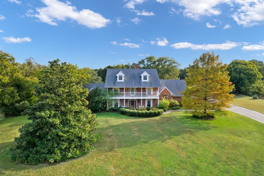 Photo of 636 E Tripp Road, Sunnyvale, TX 75182 (MLS # 21091354)