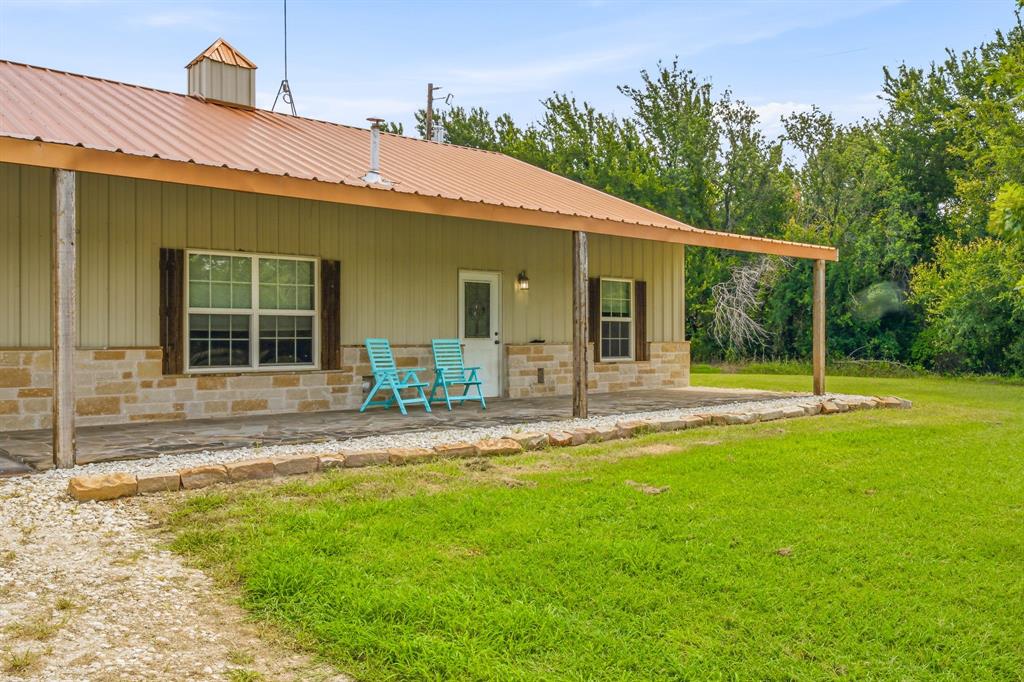 2400 Horsemans Drive