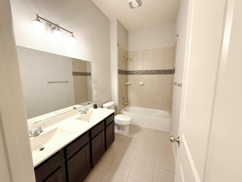 Heights At Westridge Ph V The - Residential Lease