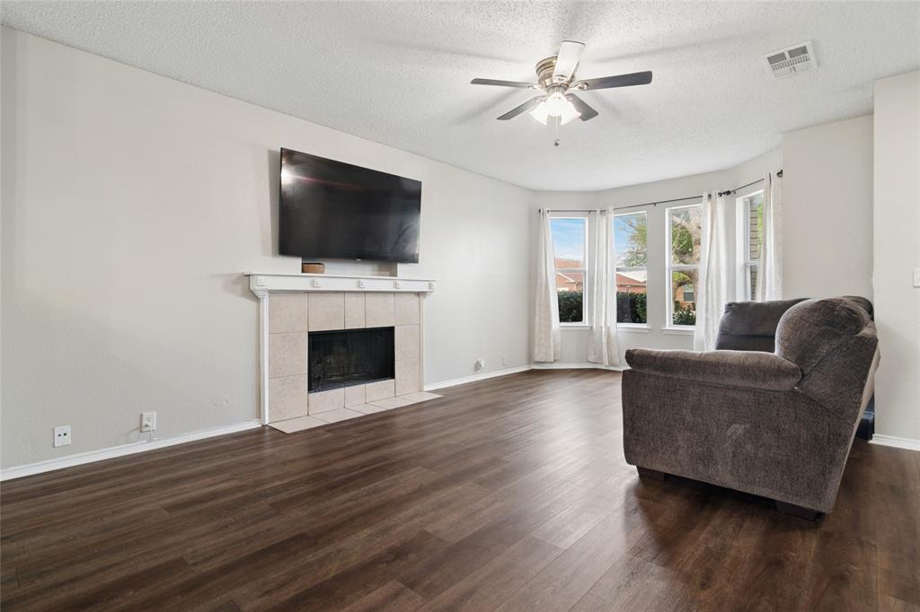 1507 Wavecrest Drive