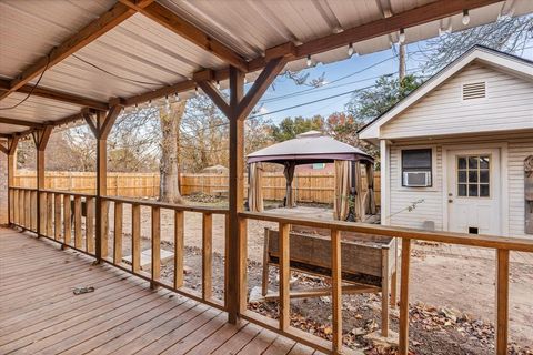 A home in Granbury