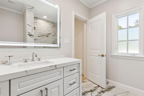 Tiny photo for 3817 Colgate Avenue, University Park, TX 75225 (MLS # 21021981)