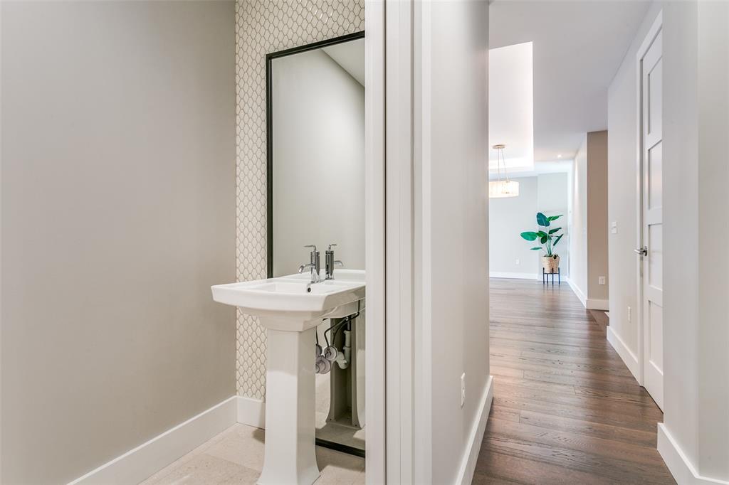 Parkview Condos - Residential