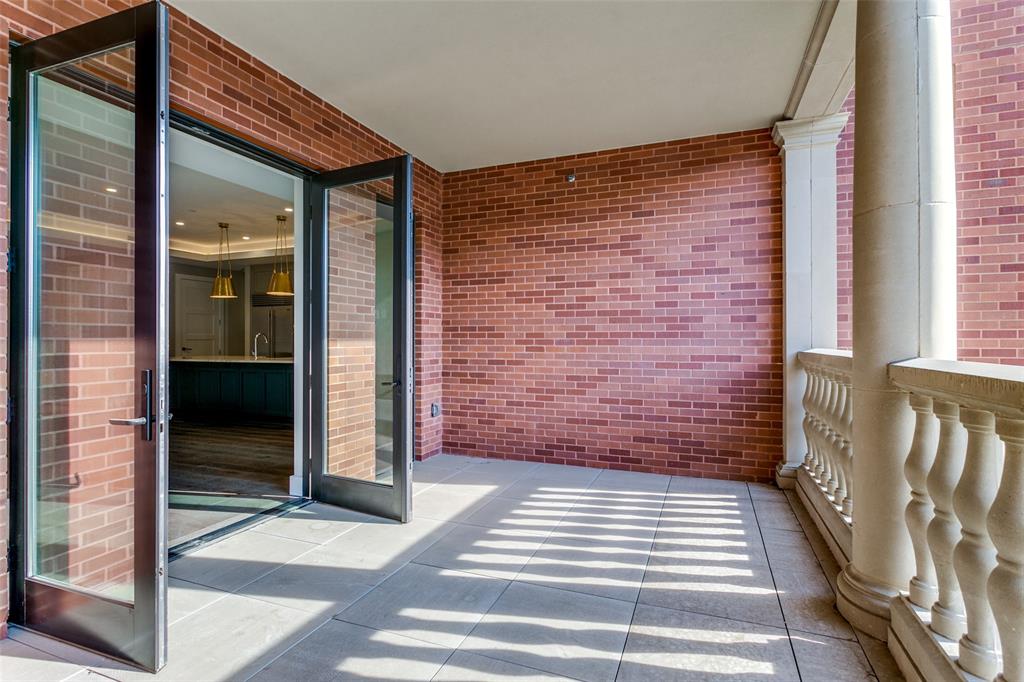 Parkview Condos - Residential