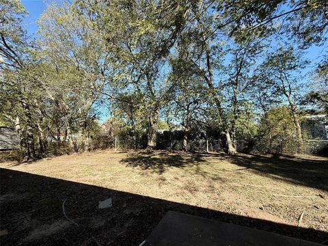Tiny photo for 208 W Main Street, Cumby, TX 75433 (MLS # 21066996)