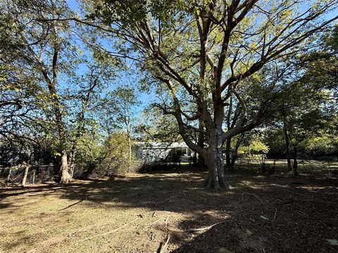 Tiny photo for 208 W Main Street, Cumby, TX 75433 (MLS # 21066996)