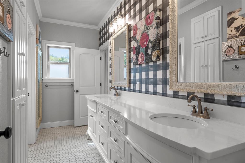 Hamblin C A - Residential