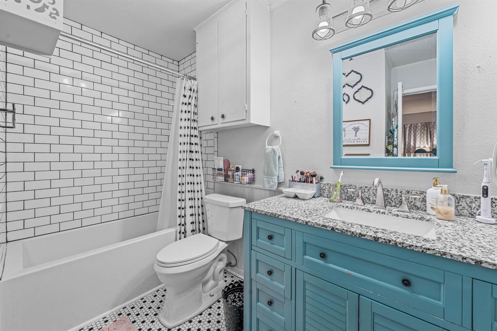 Rock Harbor Estate - Residential