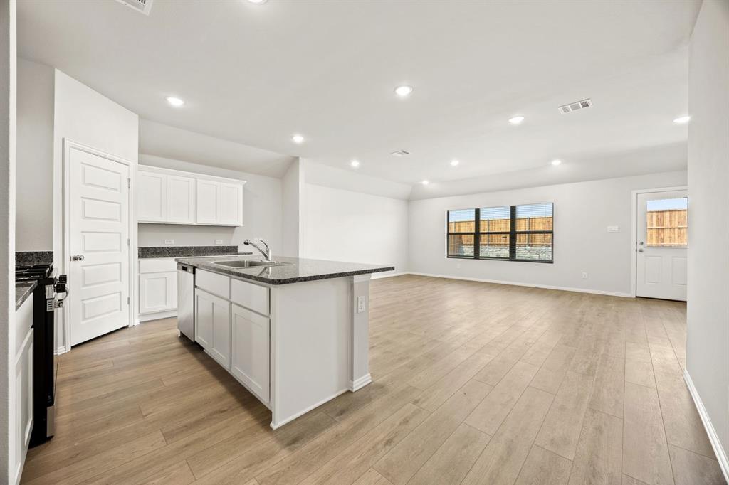 Rolling Ridge - Residential