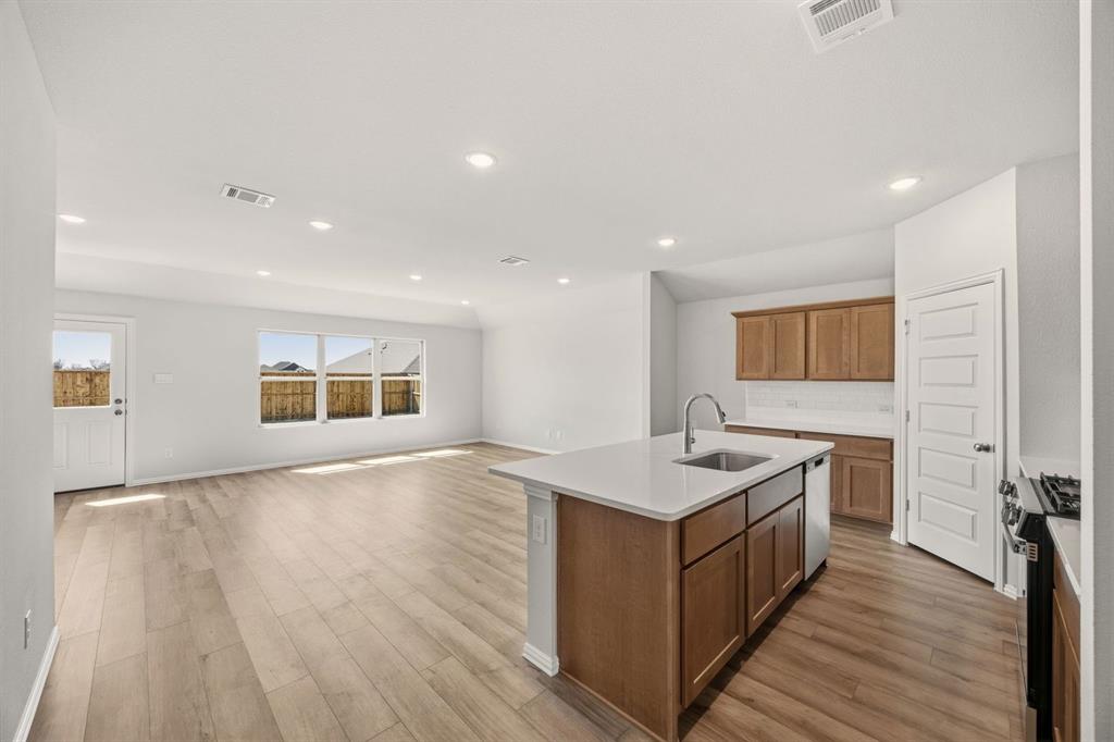 Rolling Ridge - Residential