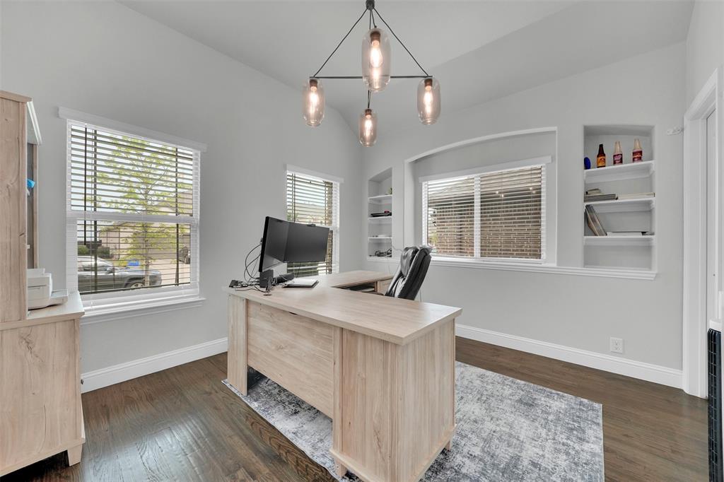 1108 Canterbury Lane