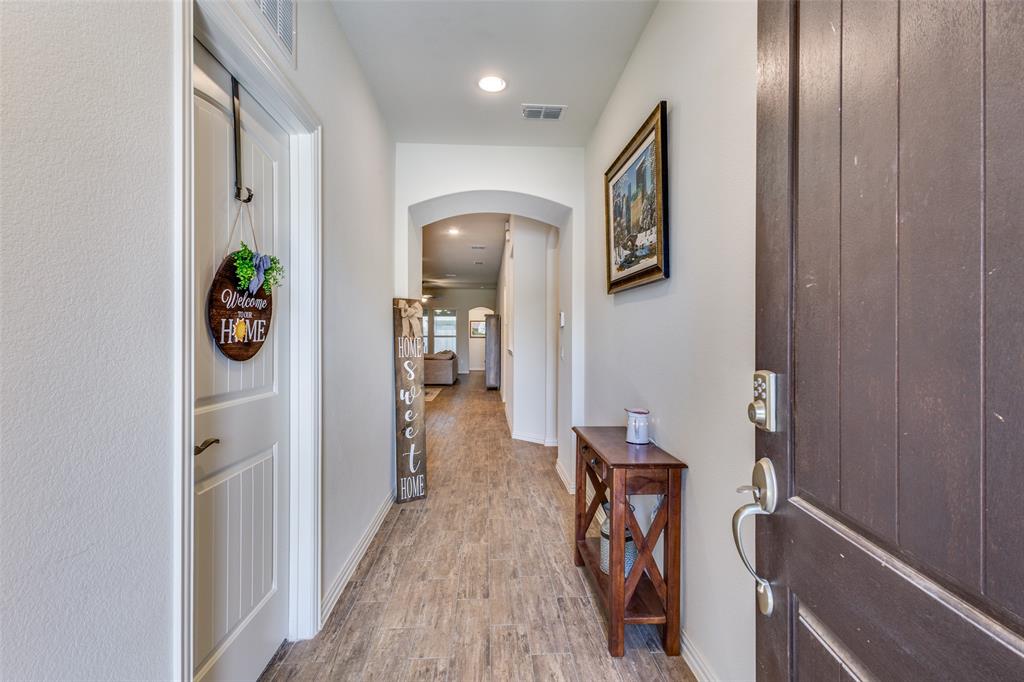 2821 Redbud Lane