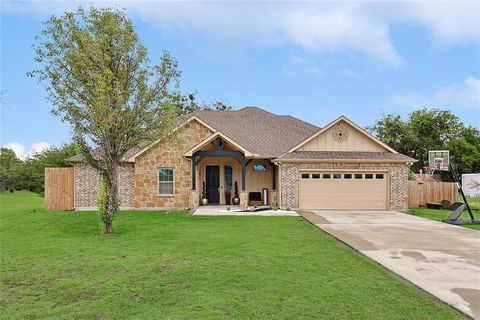 342 W Huffman Street Krum TX 76249