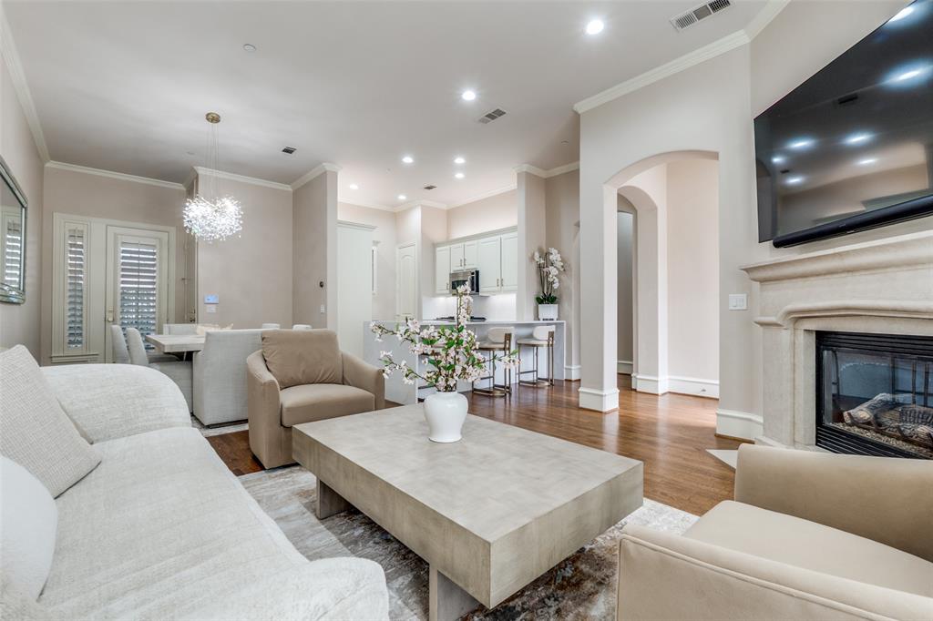 5925 Malmesbury Road