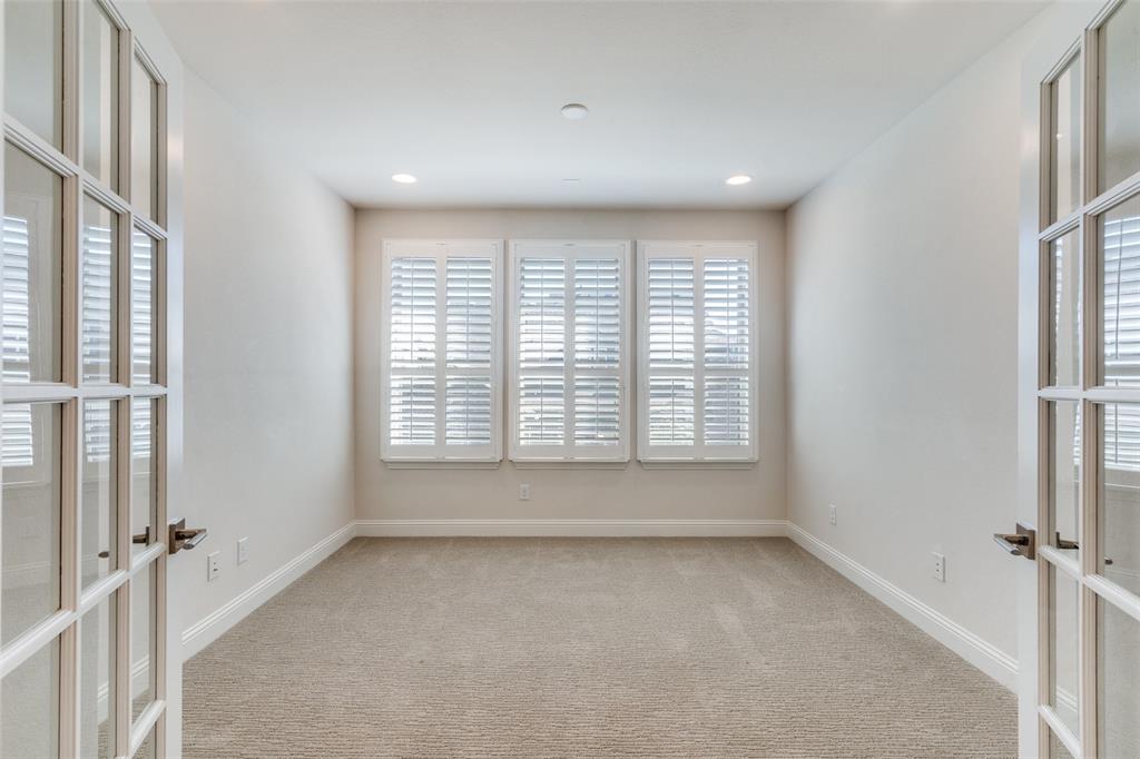 905 Asbury Drive