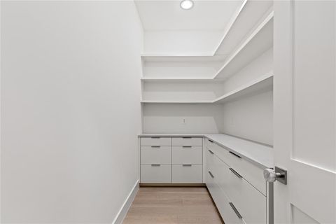 Tiny photo for 7624 Roper Street, Dallas, TX 75209 (MLS # 21060476)