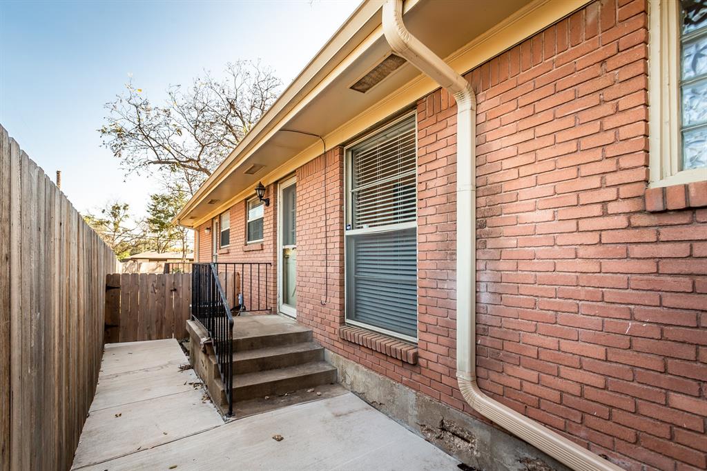 CARUTH TERRACE - Residential Lease