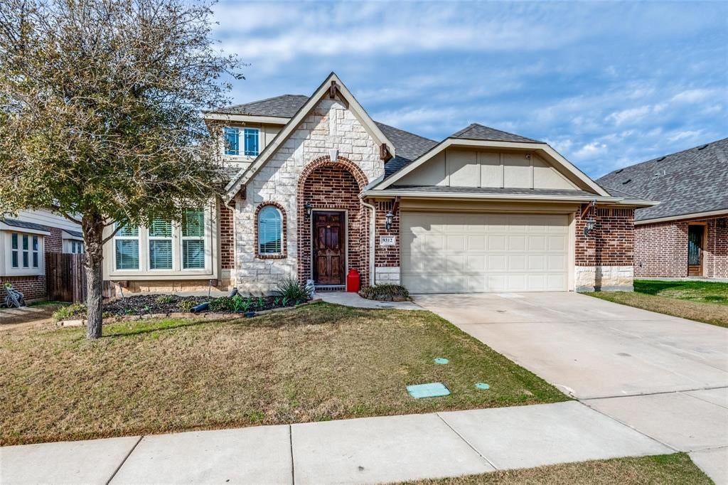 9312 Wellington Drive