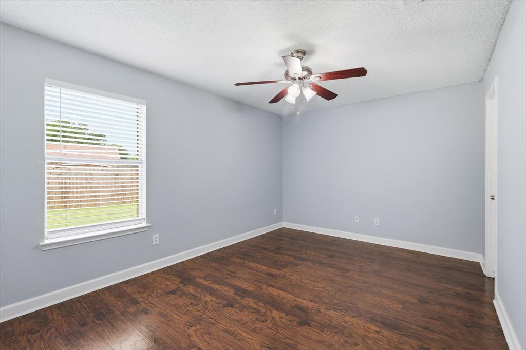 N Beach Village At Summerfields - Residential