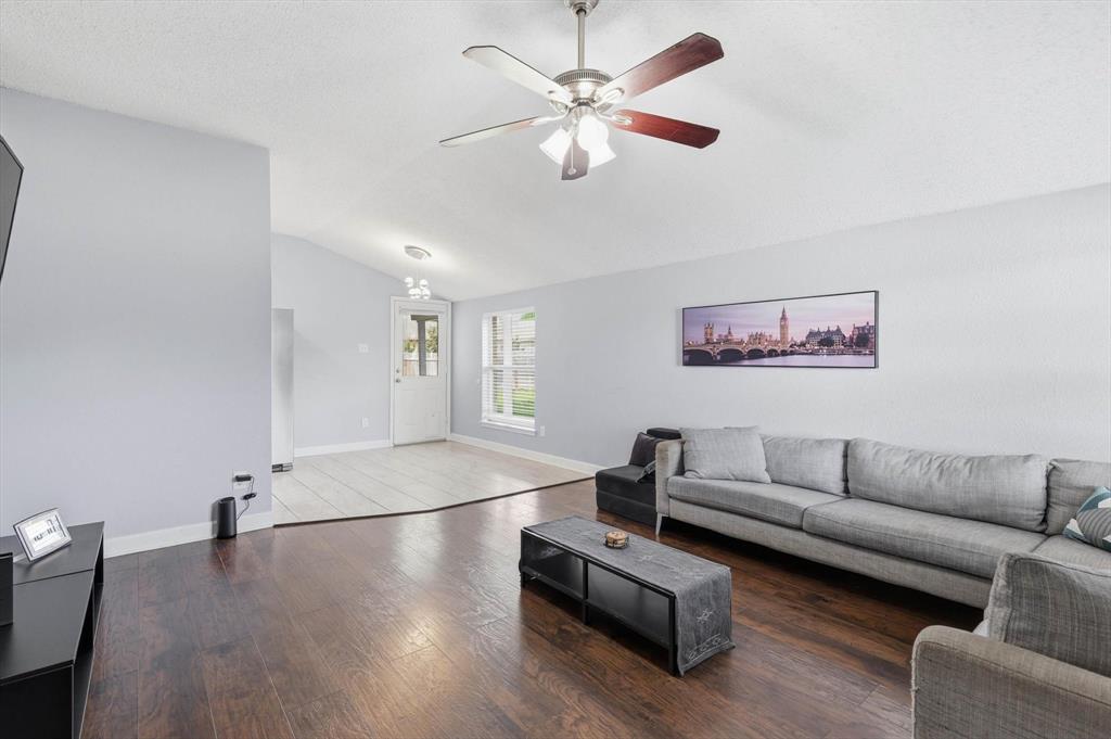 N Beach Village At Summerfields - Residential