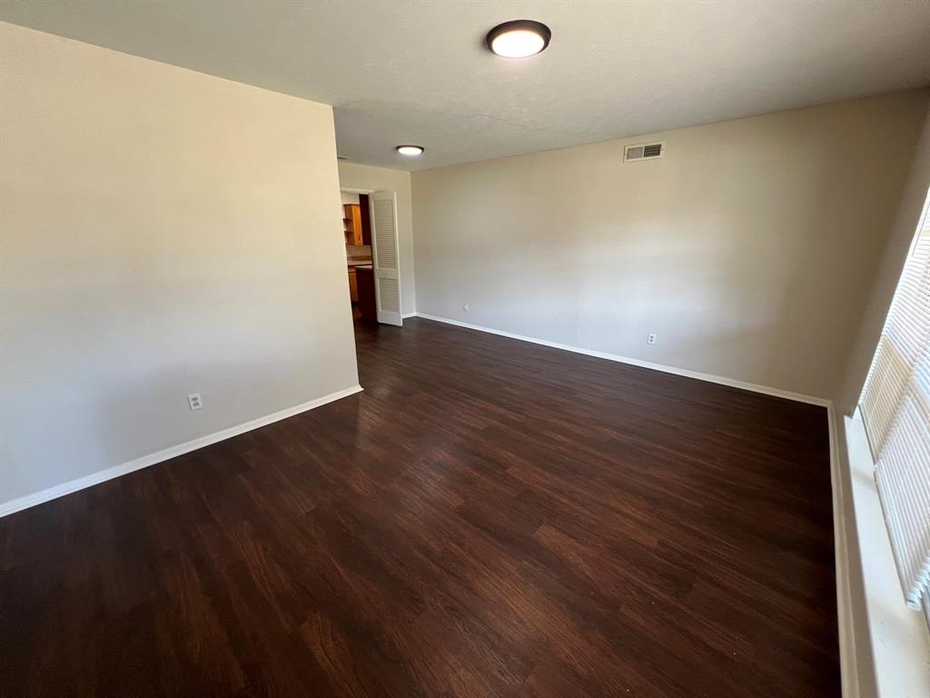 313 Nottingham Drive