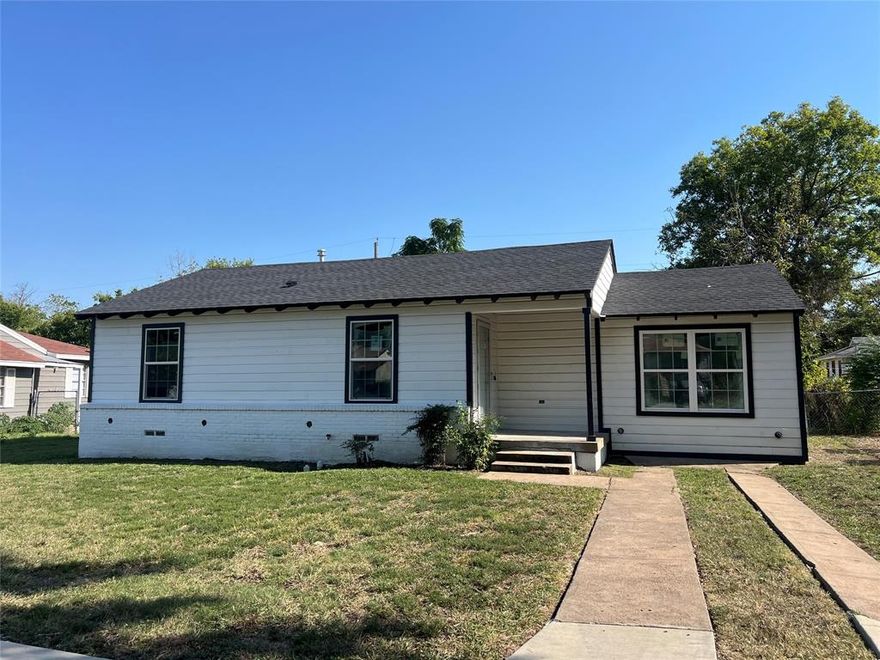 Investor special! Property is ready for finishing touches with high ceilings. Add your unique taste to your new investment. The opportunity this property has is endless. New windows, new electrical, new wiring for ac, new plumbing, new roof,  all new sheetrock, new bathtubs, and new ceramic tile in bathroom and kitchen and new doors and trim. No known issues. Several low offers in.