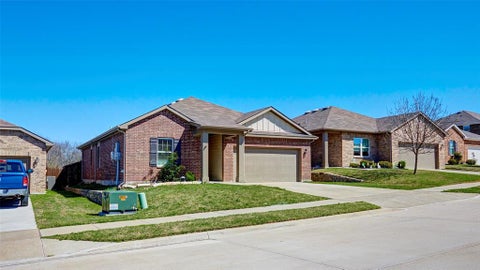 Photo of 741 Windsor Court, Lavon, TX 75166 (MLS # 21329216)