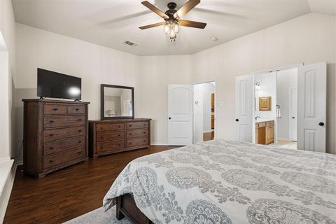 Tiny photo for 6810 Volunteer Drive, Greenville, TX 75402 (MLS # 21200993)