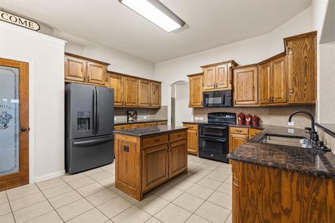 Tiny photo for 6810 Volunteer Drive, Greenville, TX 75402 (MLS # 21200993)