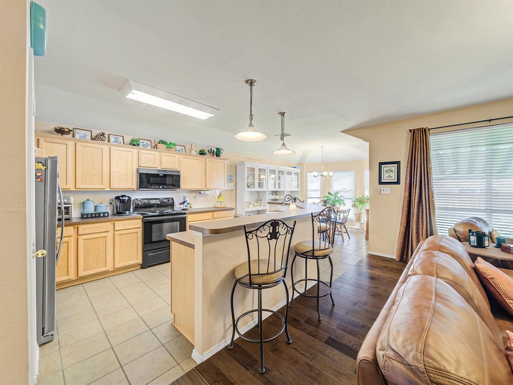 5605 Periwinkle Lane