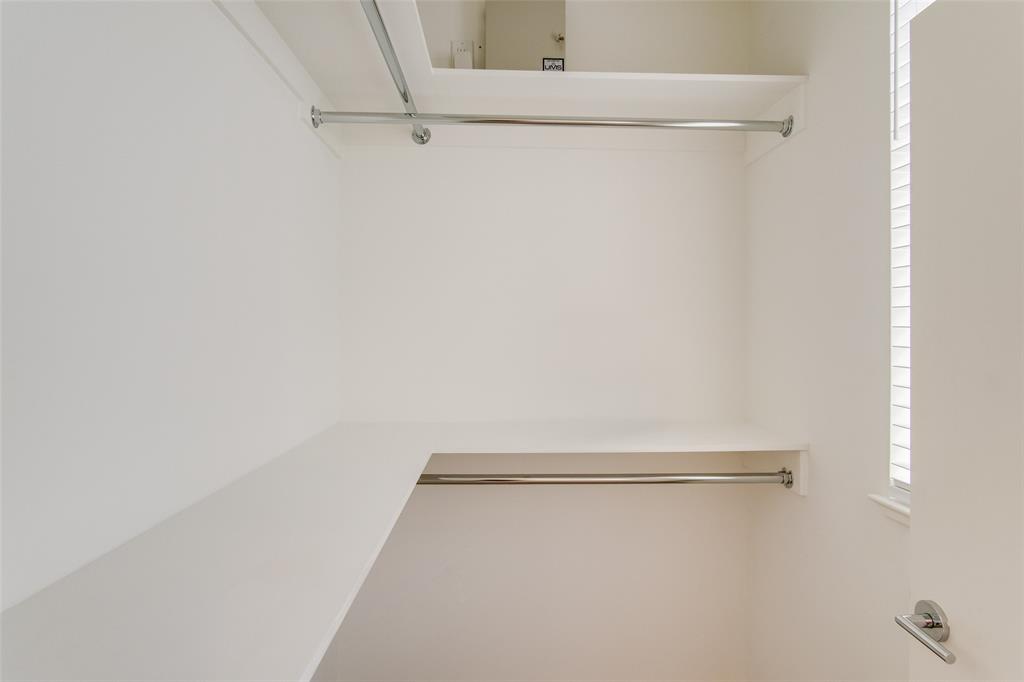 Akard-Gano Twnhms Add - Residential Lease