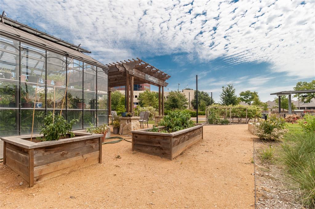 Gatherings Mercer Xing Condo P - Residential