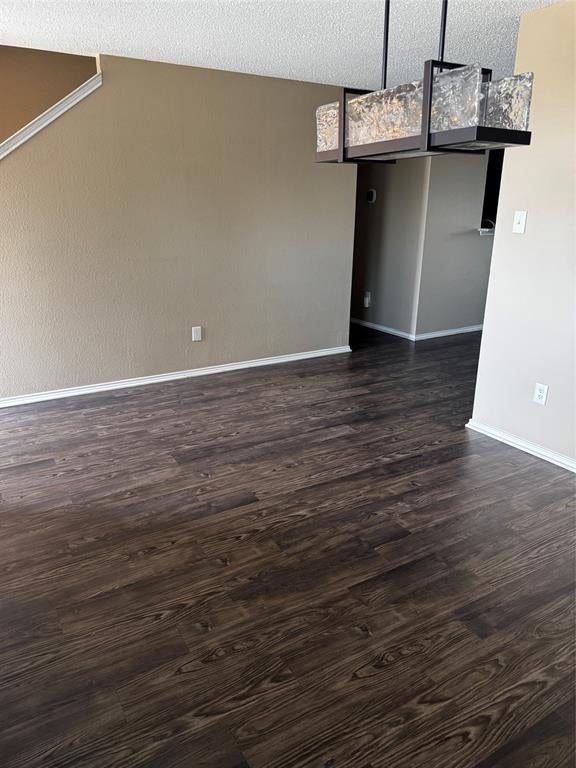1735 Hickory Creek Lane