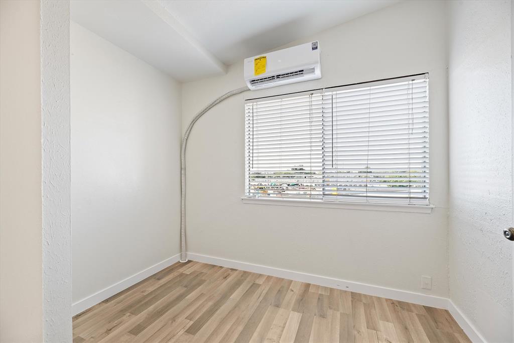 Plaza CONDOMINIUMS - Residential Lease