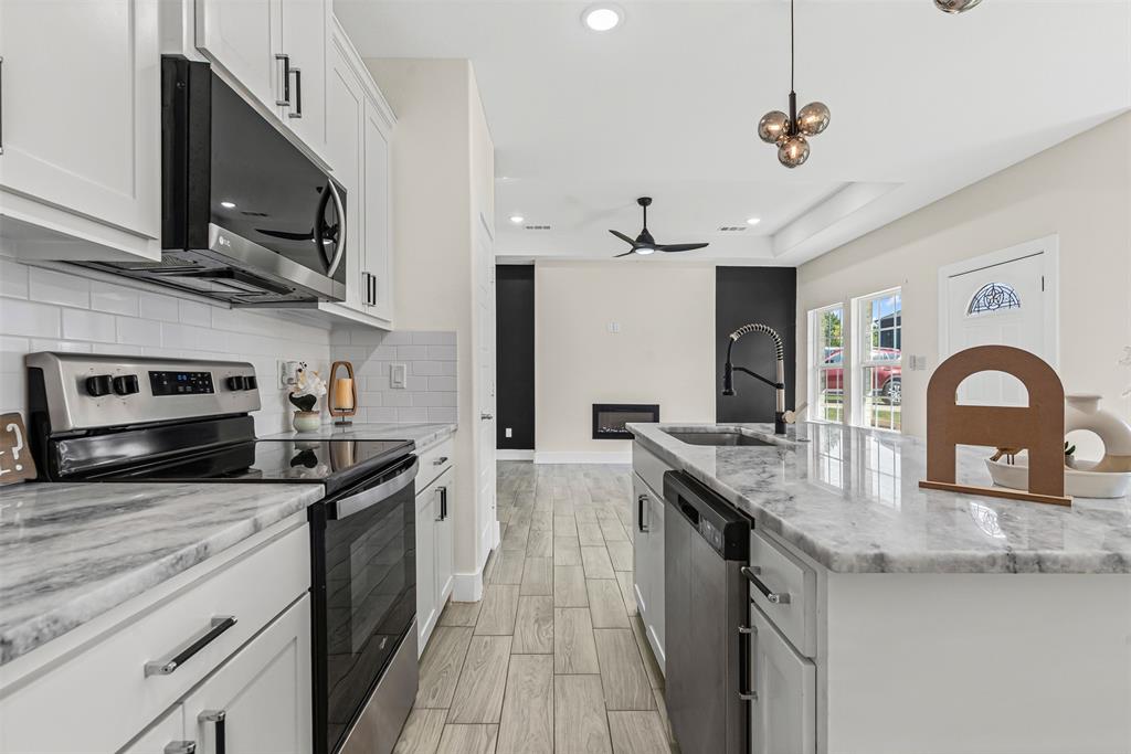 Canyon Creek - Residential Lease