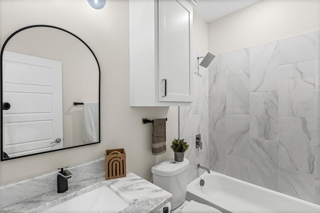 Canyon Creek - Residential Lease